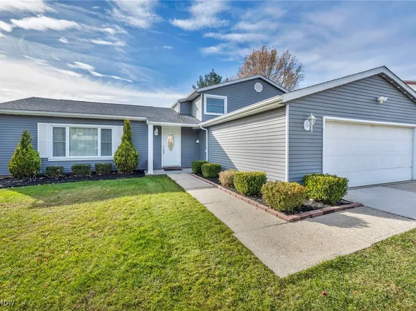 32194 N Roundhead Dr, Solon, OH 44139