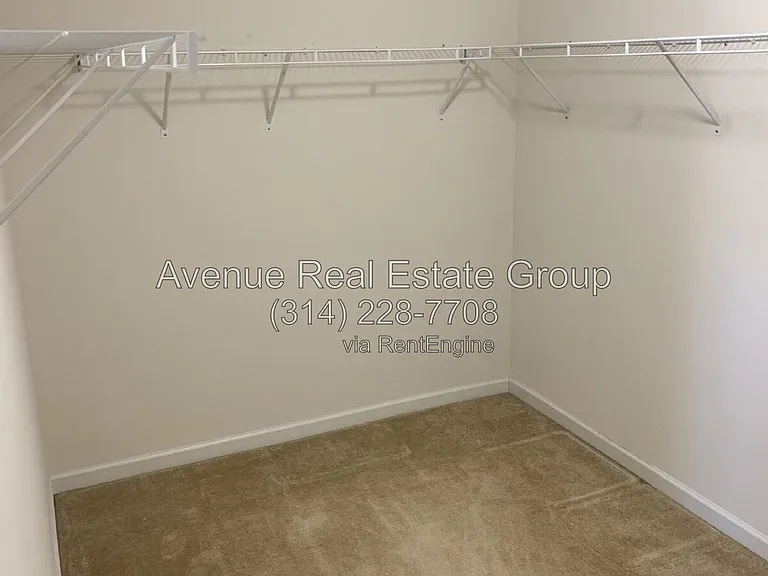 554 Parkgate Dr — Photo 18
