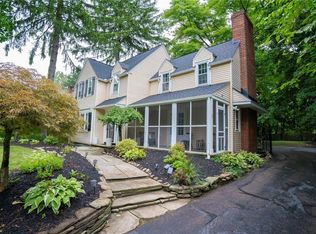 43 Overwood Rd, Akron, OH 44313