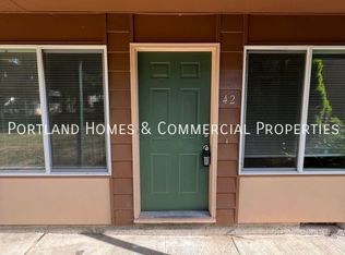10235 NE Prescott St #42, Portland, OR 97220