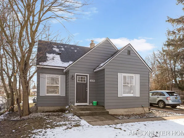 1638 32nd St SW, Wyoming, MI 49519