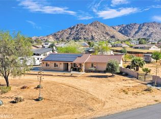 16535 Candlewood Rd, Apple Valley, CA 92307