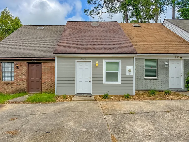 934 S Lipona Rd — Photo 43