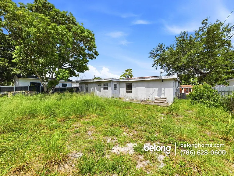 280 Seaman Ave — Photo 24
