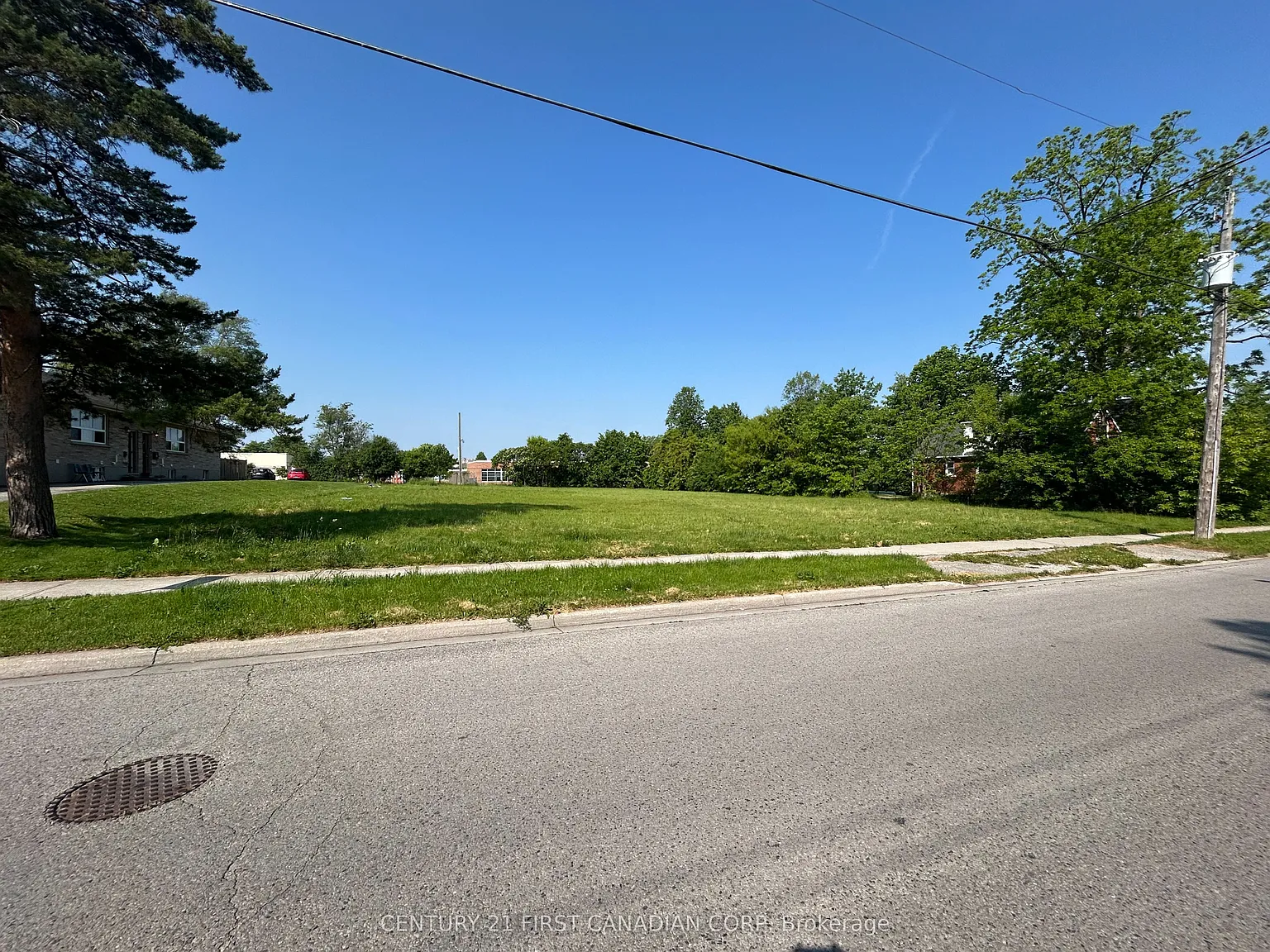225 Greenwood Ave photo 1
