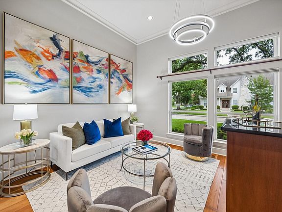 4th image of 5211 Pocahontas St