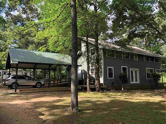 2nd image of 122 County Road 2061