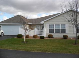 1908 Oak Tree Ln NW, Austin, MN 55912
