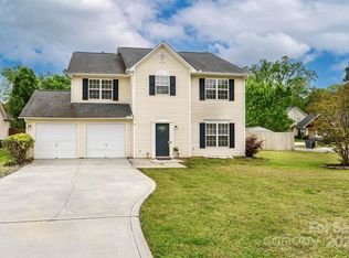 225 Carrie Ct, Concord, NC 28027