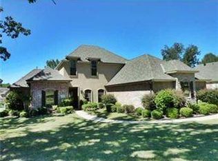 140 Waters Edge Dr, Shreveport, LA 71106