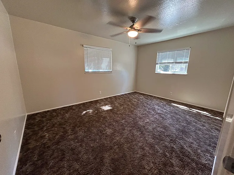 1748 Neal Dow Ave — Photo 12
