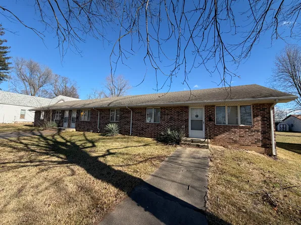 202 N Elm St, Pierce City, MO