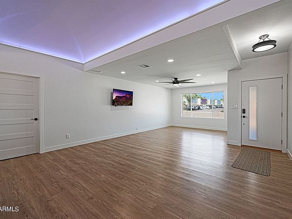 5th image of 609 E McKellips Rd