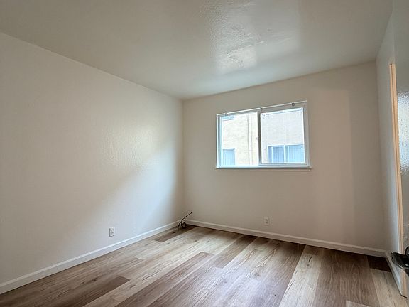 3rd image of 3553 Dimond Ave APT 14