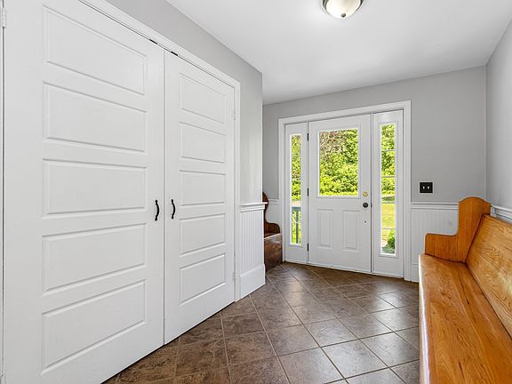 5th image of 60 Prospect St