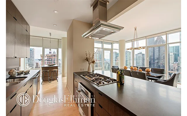Sold by Douglas Elliman | media 22