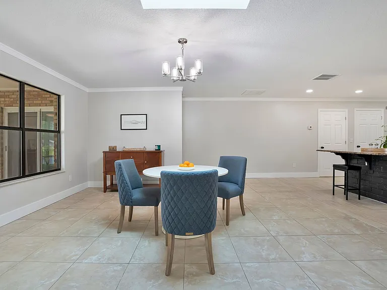 2724 Ardon Ave — Photo 12