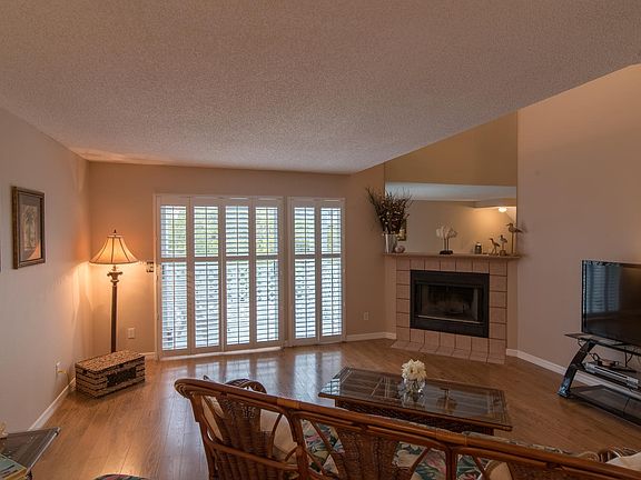 Plantation shutters