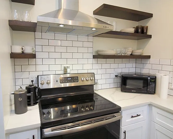 816 NE Imperial Ave — Photo 9
