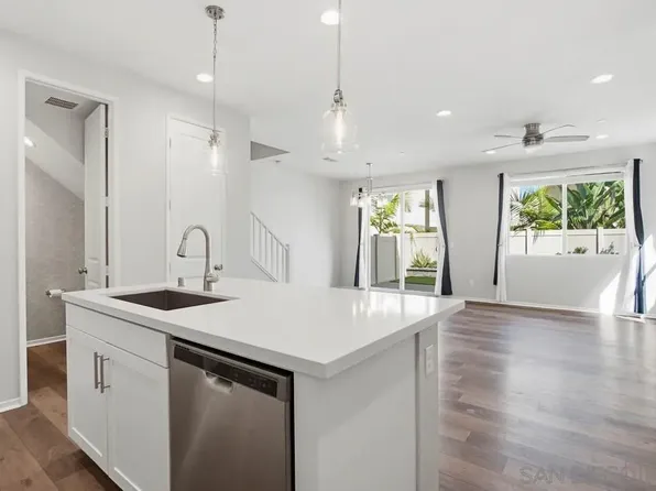 1162 Via Sandia, Oceanside, CA 92056