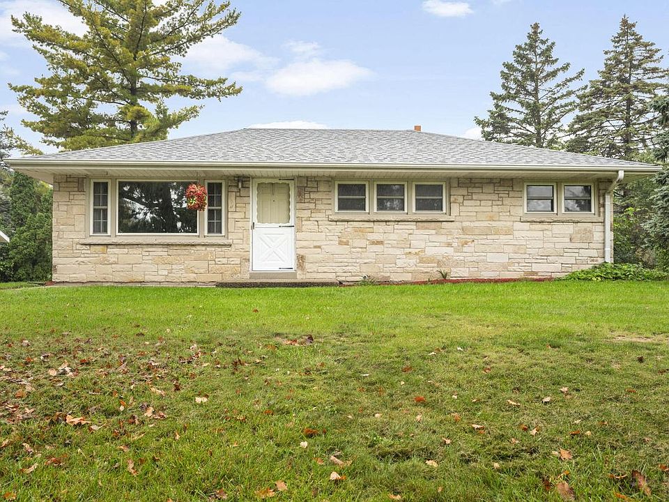 1st image of 725 S Bobolink DRIVE