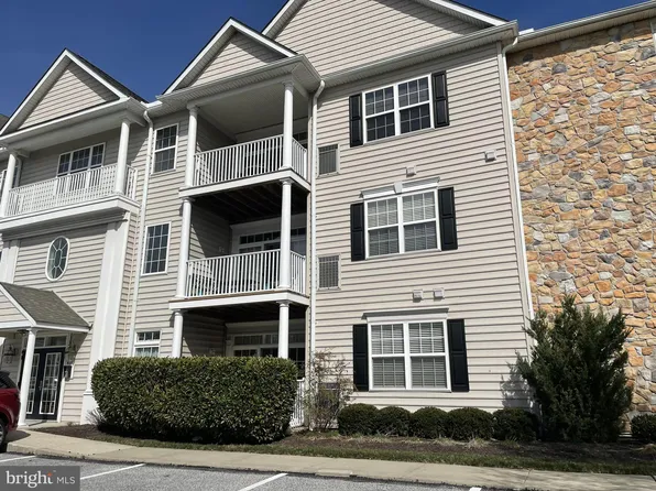 409 Megan Ct #E, Kennett Square, PA 19348