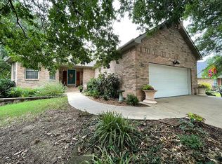 530 Primrose Ave, Siloam Springs, AR 72761