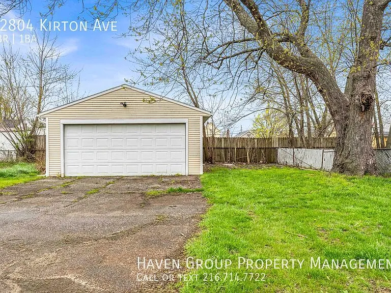 12804 Kirton Ave — Photo 22