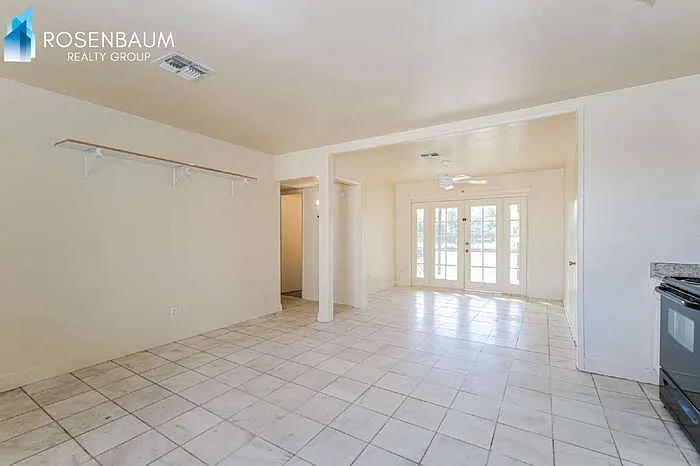 2609 W McLellan Blvd #2 — Photo 9