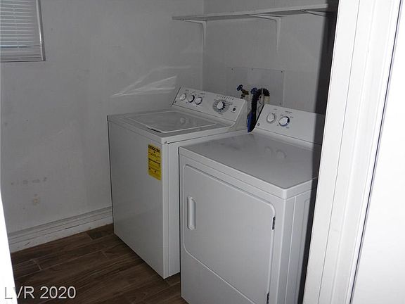 4th image of 5436 Del Monte Ave