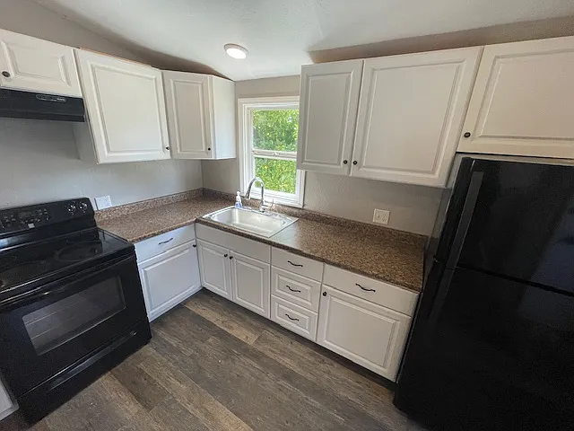 445 1/2 Tanglewood Rd — Photo 6