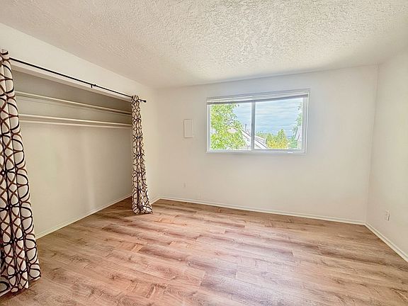 5th image of 1531-1533 SW Harrison St #11