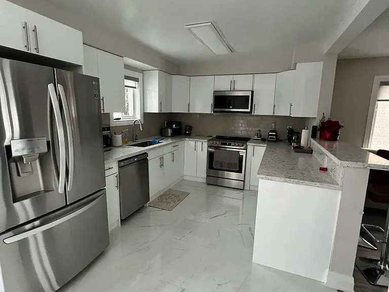 118 Athabaska Rd — Photo 7