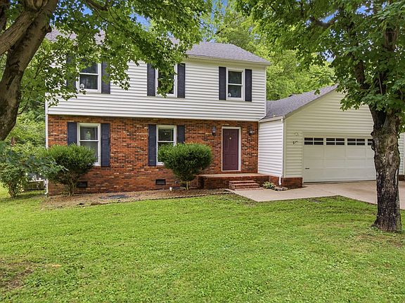 2nd image of 148 Woodlawn Ct