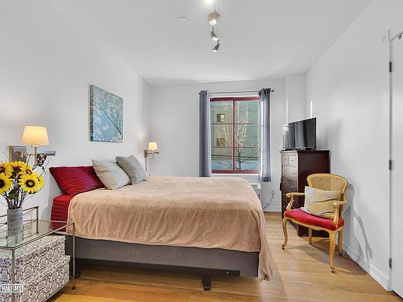 5th image of 23-11 21st Ave #1A