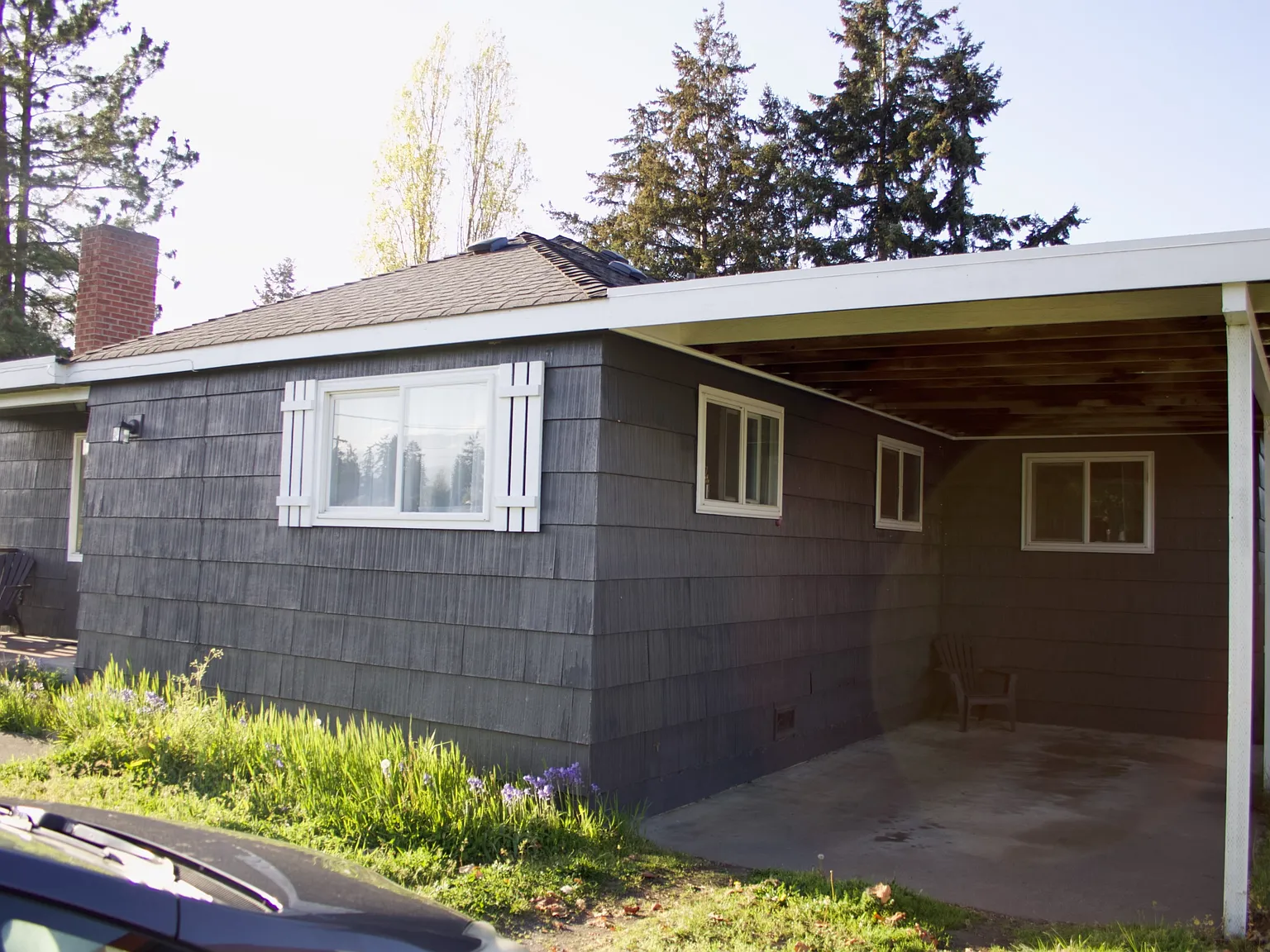 386 W Maple St — Photo 2