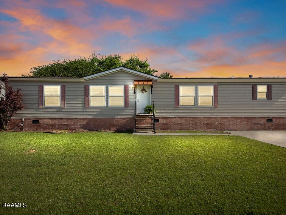 1st image of 206 Windcreek Ln