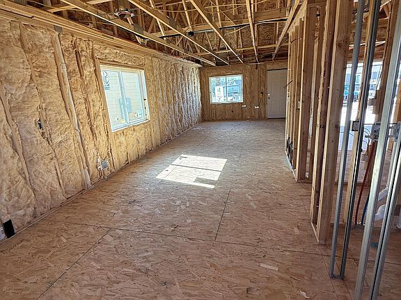3rd image of 4558 Shale Cir