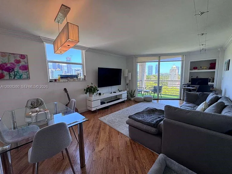 2400 SW 3rd Ave #601 — Photo 10