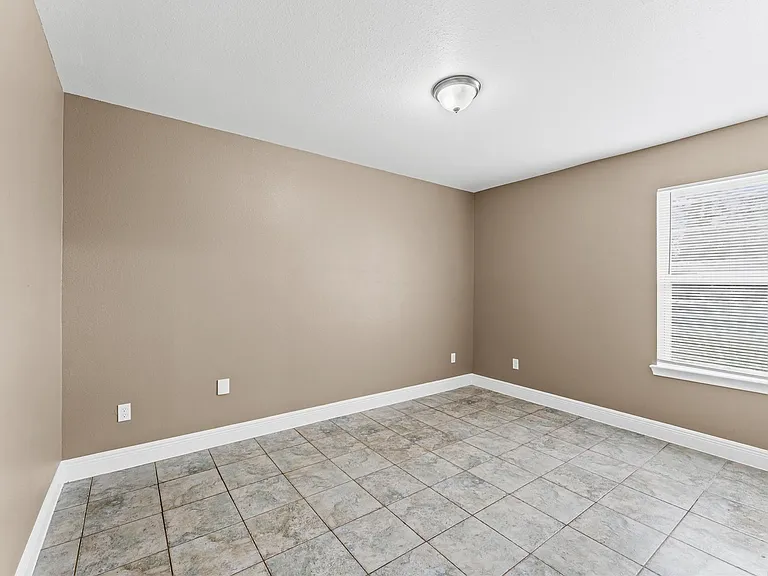 5646 Belmark St — Photo 14