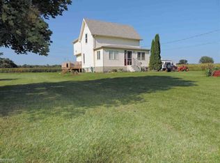 22065 Irwin Rd, Armada, MI 48005