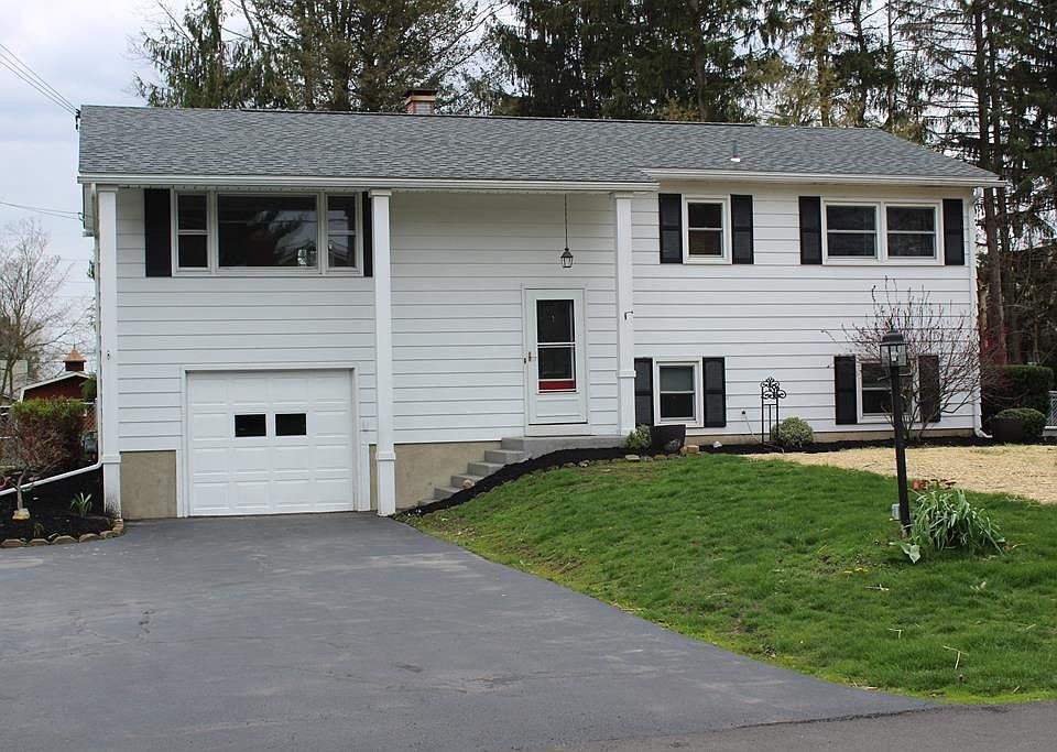 1st image of 185 Oriole Dr