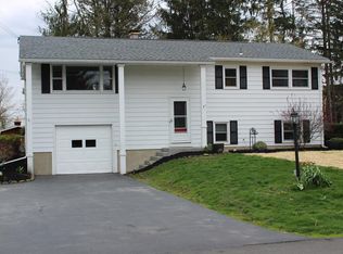 185 Oriole Dr, Horseheads, NY 14845