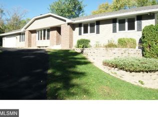 4600 Fairhills Rd W, Minnetonka, MN 55345