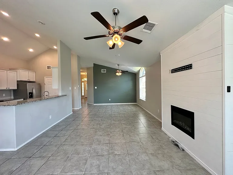 1118 Juneberry Park Dr — Photo 18