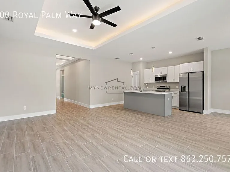 300 Royal Palm Way — Photo 13