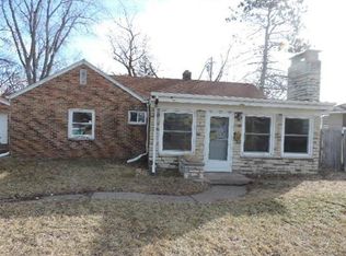 5632 Brunswick Ave N, Crystal, MN 55429