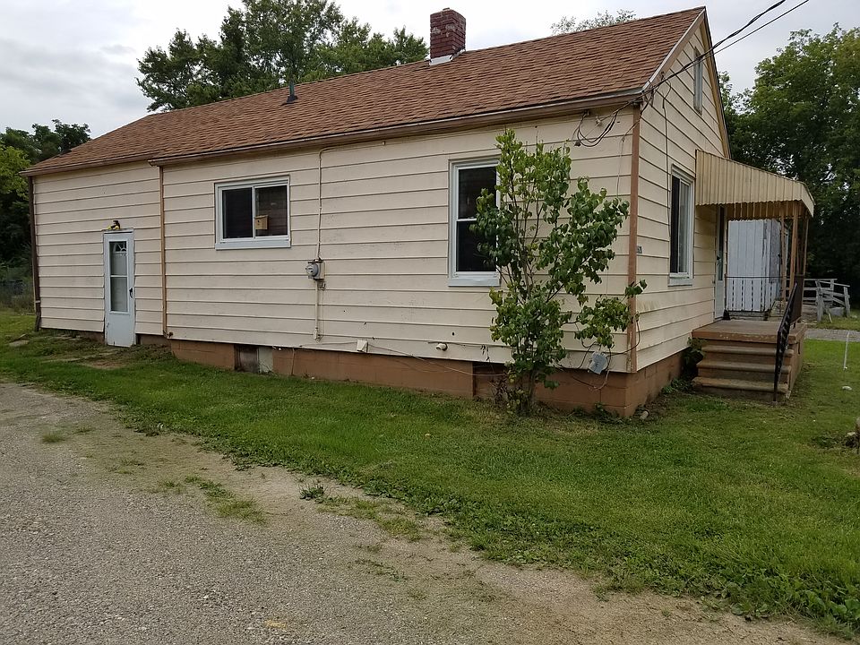 2nd image of 3620 Richfield Rd