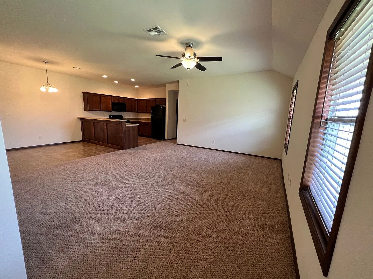 98.2 - 2403 S. Blackhawk - Teal Ridge — Photo 4