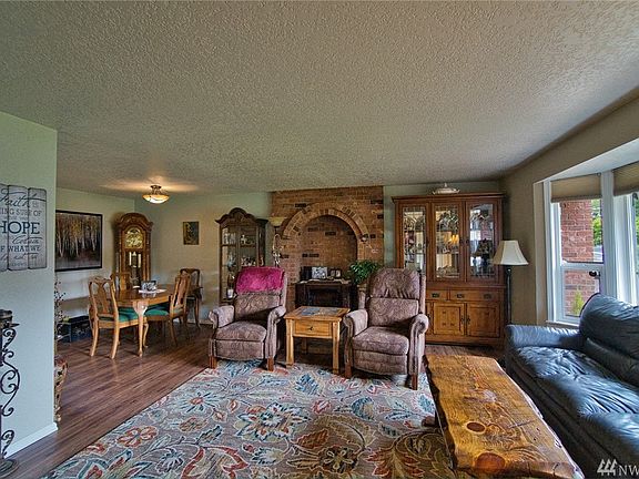 4th image of 11308 87th Avenue Ct E